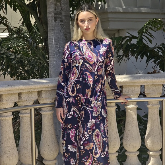 DEVORAH'S SECRET Modest Midi Dress Paisley Navy & Pink Regular&Plus Sizes - Picture 1 of 6